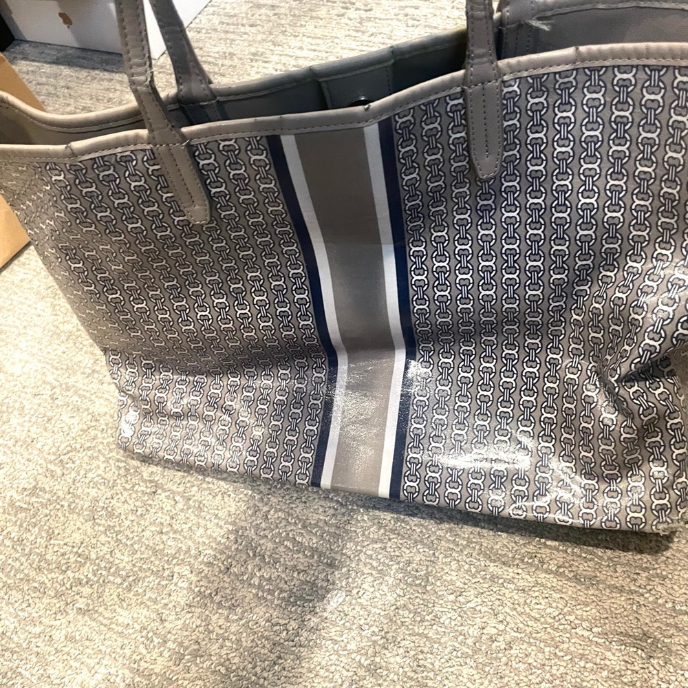 Tory Burch Gemini chain Tote Bag